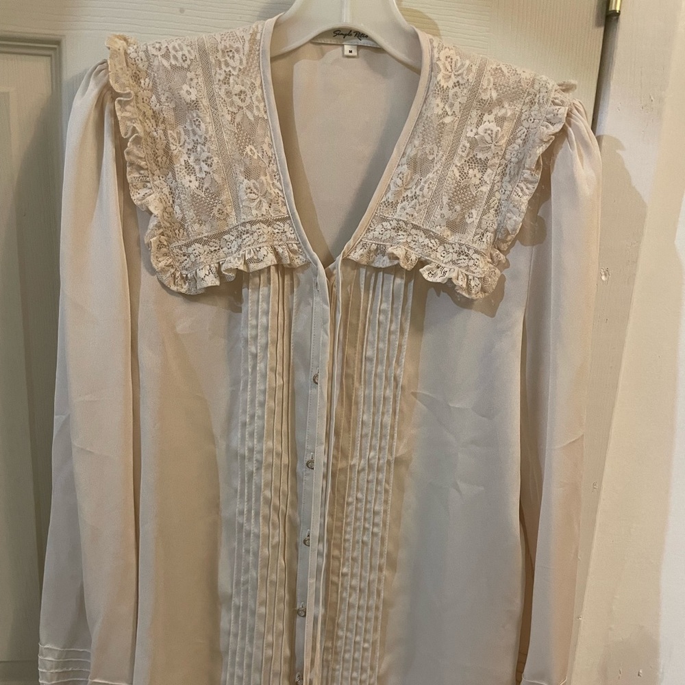 Simple Retro Satin Lace Doll Collar Blouse in papyrus